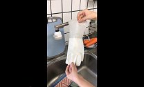 第一次见这么好用的洗碗手套再也不担心切菜洗碗伤手了