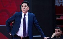 【PP体育在现场】李春江：队员的体能储备必须要能够打满全场