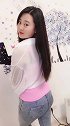 气质高雅女神，完美展现傲人身材！