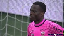 上半场补时第1分钟马赛球员巴莱尔迪进球 马赛1-0第戎