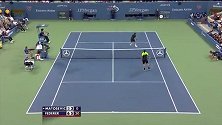 《爆笑60秒》美网搞笑名场面合集 费德勒胯下击球正中对手屁股