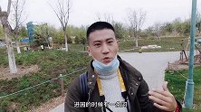 春寒料峭，有些大爷大妈已经下河游泳了，看着都冷！