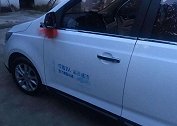 车管所不再喷七座车“核载7人”，而改成了这样，到底是为什么？