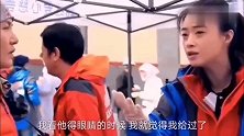 明星百万慈善现场穿金戴银的有钱人也来拿穷人的救命药真的好吗