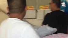 爆笑：撞衫不可怕，谁丑谁尴尬，很明显妹子甘拜下风了