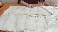 羽绒服清洗完羽绒打结成团？别着急，教你正确处理方法(1)