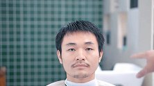 21岁小伙脸型较宽，三个月没剪发略显憔悴，新发型上头颜值看涨