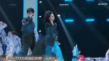 许魏洲帮唱吉克隽逸，死亡金属摇滚反差惊人，和周深合作惊艳全场