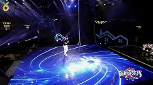 看看赵海燕的儿子，再看二人转演员闫学晶的儿子，差距太明显！