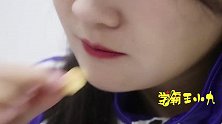 吃了哈哈零食会“哈哈哈笑”？王小九的套路，同学会上当吗
