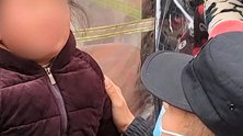 安徽亳州：孩子学校被欺负哭诉不想上学，特警小哥为她撑腰