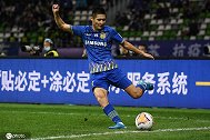三十而立！周云完成300场里程碑 成为球队后防中坚获中超首冠