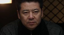 案发现场：男子带人采集指纹，没想到经过对比之后，有了重大发现